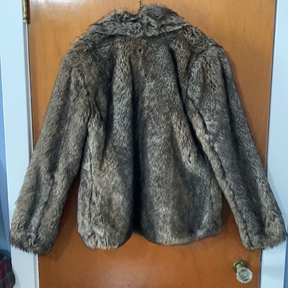 Bb Dakota jacket faux fur clasp coat collar waist length lined brown plush med - Picture 6 of 10